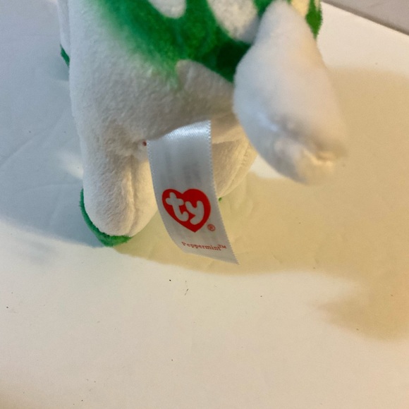 Ty Beanie Baby Peppermint Reindeer - Picture 5 of 6